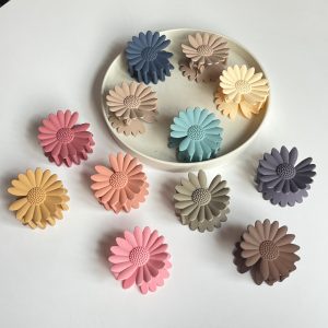 Daisy Flower Hair Claw Clips for Women