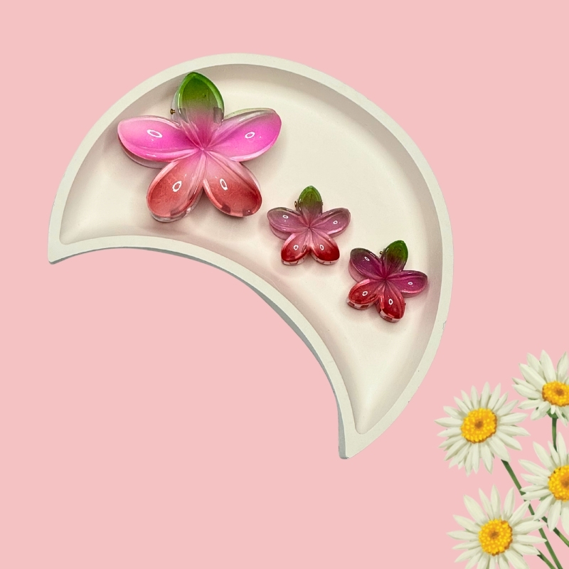 Glossy Tropical Ombre Plumeria Hair Clutcher Set - Image 5